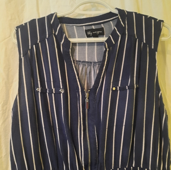 Lily Morgan Dress, size XLg, Navy blue with strap white. - Picture 2 of 6